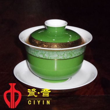 綠釉琺瑯花卉紋蓋碗