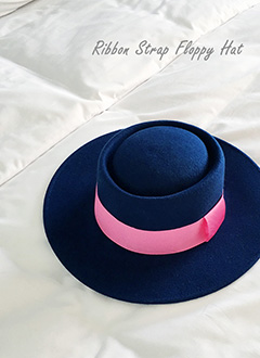 RibbonStrapFloppyHat