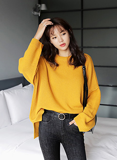 UnevenHemLooseFitKnitTee