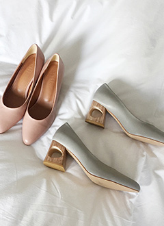 CutoutWoodenHeelPumps
