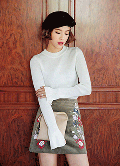 SlimFitSlitSleevePullover