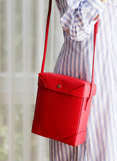 SquareMiniCrossBag