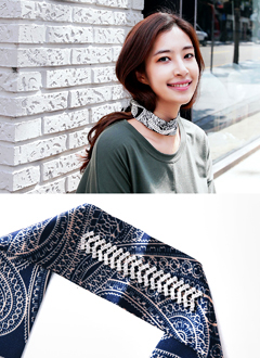 MotifStrapScarf