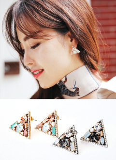 TriangleStoneEarrings