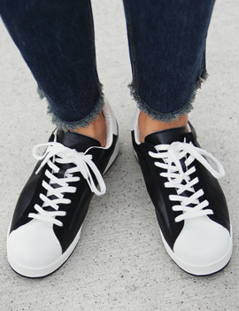 ContrastColorLace-upSneakers