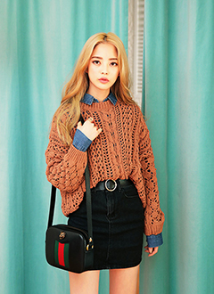RoundNeckKnitSweater