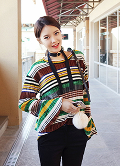 ColorblockStripedTeeWithChokerSet