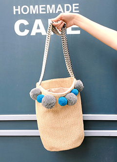 StrawPompomBucketBag