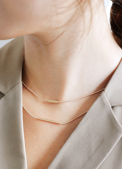 StickPendantLayeredNecklace