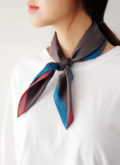 ContrastColorScarf