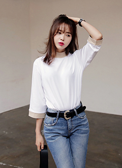 ColorblockSemiHighNeckTee
