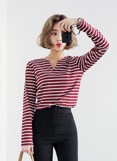 SlitNeckStripedTee