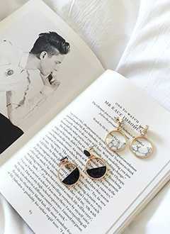 MetalStoneDropEarrings