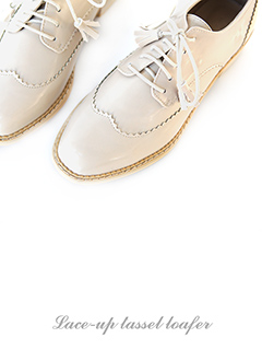 Lace-upTasselLoafer