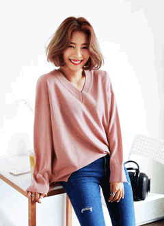 V-neckKnitTee