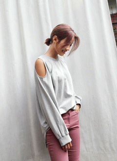 ShoulderOpenSweatshirt