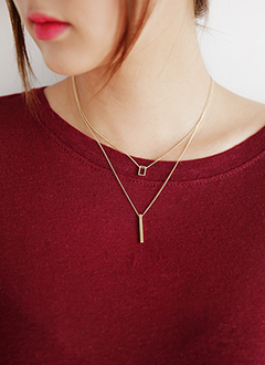FigureAndBarMotifNecklaceSet