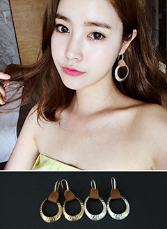 CowLeatherRingDropEarrings