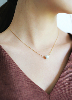 FauxBallPearlNecklace