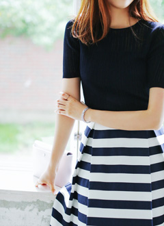 MeshShortSleeveKnit