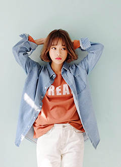 SideSlitDenimShirt