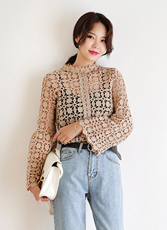 BackZipLaceBlouse