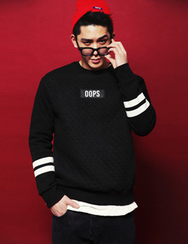 LogoPatchSweatshirt