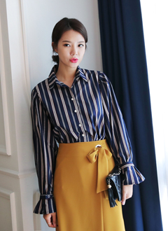PuffSleeveButtonDownShirt
