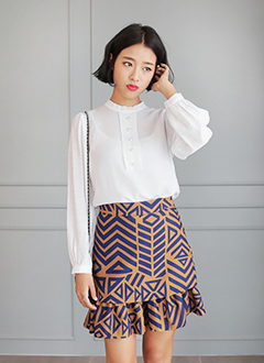 PearlButtonBlouse