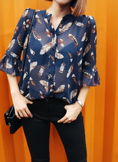 FeatherPrintedFrillSleeveBlouse