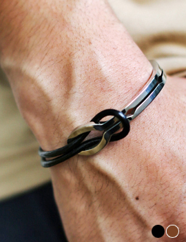 PigLeatherWithMetalBracelet