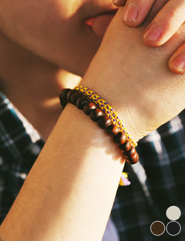 SimplePointBracelet