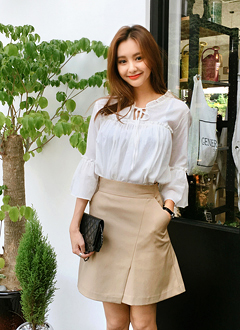 ShirredFrillStringBlouse