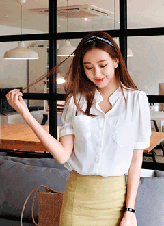 ChinaCollarVSlitPintuckBlouse
