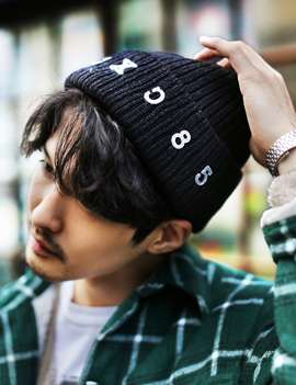 EnglishPatchBeanie