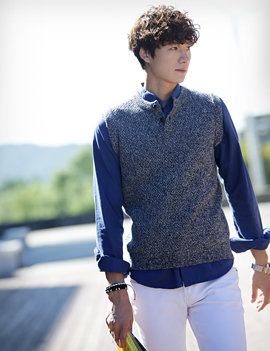 ButtonNeckKnitVEST