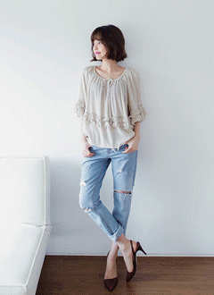 LooseFitGatheredBlouse