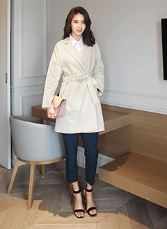 EeletBeltedCoat