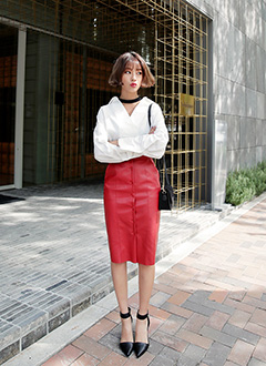 7ButtonsH-lineFauxLeatherSkirt