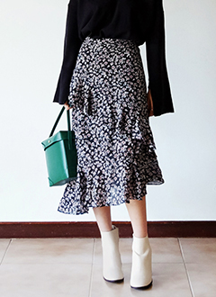 UnevenHemFloralSkirt