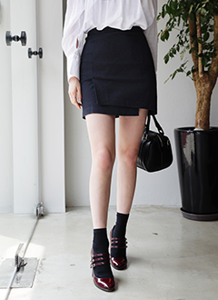 UnevenA-LineSkirt