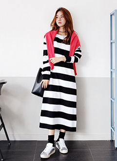 LooseFitStripeDress
