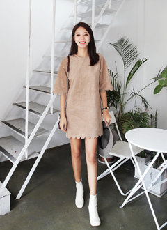 WaveLineStraightFitSuedeDress