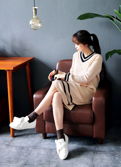 RibbedLongKnitDress