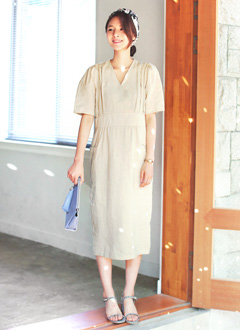 V-neckShirringLinenDress