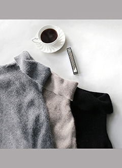 TurtleneckLongKnitDress
