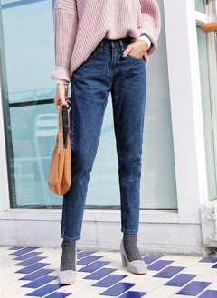 HighWaistedBaggyJeans