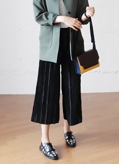 ElasticWaistbandPleatedVelvetPants