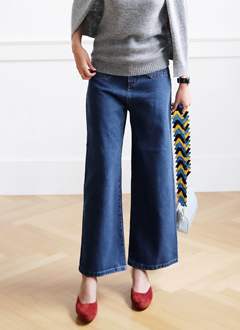 FrontPocketWideLegJeans