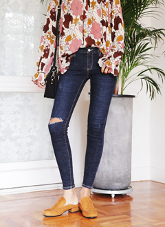 SlitPointSkinnyJean